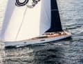 Without decorative strips and with only two windows, the "Taniwha" is very elegant