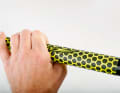 Glossy paddles in particular are wet and often slippery with sweaty hands. Few swear by surf wax on the paddle, which can be a greasy affair. RSPro's grip tape with the finest grain is clean and elegant. The first impression of the grip is good.