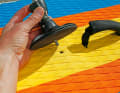 SUP-Monsters, Siren and Fanatic have provided the classic version for the windsurf mast base. An almost invisible plate with a thread is glued flush into the board and holds the mast base directly.