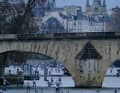 While the city is only slowly waking up, we have already completed the first five kilometres. Only once a year - for two hours - can you paddle on the Seine.