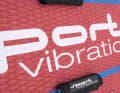 Für die Surf-Option sind sind beim Multisport Fußschlaufen an Deck montiert.