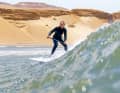 The wave runs forever in Chicama, but is tame enough to allow even non-professionals to make many turns.