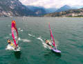 Here, surf testers Frank and Nik check the planing, speed and controllability during comparison rides with identical sails.