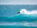 Every summer, the wave pros travel from one World Cup to the next - not! At least not in 2020. So this summer, Leon Jamaer and his mate Leif Bischoff once again took a down-to-earth campervan trip to wherever there was wind and waves and where the coronavirus situation allowed. As far as the conditions in Sardinia, Carro and Brittany were concerned, the two almost had to thank the virus.
