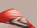 The top has a slim design for easy handling