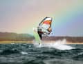 In addition to good surfing conditions in the south-west and north-west, Lake Cospuden also has a complete surfing infrastructure with car parks, a shop and a hire station.