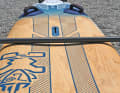 In contrast, the deck of the Carve is thinned out and optimised for sporty performance.