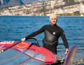 A good laugh: surf tester Nicholas Slijk with a combination of race slalom board and freerace sail that ended up being at least four km/h faster.
