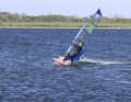 The aim when turning to windward is to carry the speed as well as possible and not to stall the glide too early.