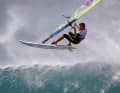 Kompakter, wendiger, flüssiger – mit diesem Twinser (zwei gleich große Finnen) nahm der Trend zu Multi-Fin-Waveboards so richtig Fahrt auf.