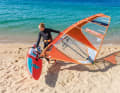 This is the easiest way, especially with smaller equipment. Here we tell you what you should bear in mind when carrying and storing sails and boards!