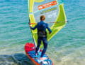 The solution: When starting, set the mast completely vertical - this is the case when it is between your head and the tip of the board, the boom is now roughly horizontal.