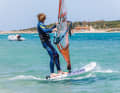 Now start luffing and watch your course. Depending on your equipment, riding ability and wind strength, you can change your course from half wind to about 30-40 degrees to the wind.
