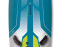 On a foil freeride board, the straps are further out and the tail is wider than on foil style boards or windsurf boards with a foil option