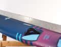The shape of the deck is comparatively flat, which also ensures good room to manoeuvre on the wide bow.