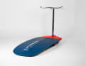 The Go Fly should be compatible with cosy low-aspect foils, but also with fast freeride wings