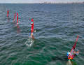 The area off Scheveningen (the pier in the background) challenges the riders with weak winds and strong currents