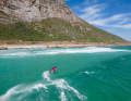 Even wave beginners can learn quickly in a safe environment