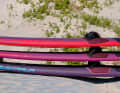 Während Slalom-Boards viel Volumen im Heck haben, sind Freeride-Boards wesentlich dünner
