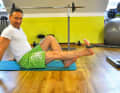 Pull the tip of the foot as far as possible against the resistance of an elastic band...
