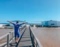 Schon mit Vorfreude geht Vincent Langer an den Strand. Der Kieler trainiert gerne auf Sardinien für die DWC-Saison.