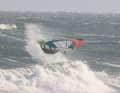 Naish Assault Custom Thruster im surf-Test