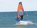 n a spin loop on flat water, there is no time for a long climbing phase. Flo pushes the rig as soon as he jumps off...