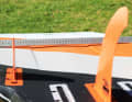 With the RRD Cult, channels are designed to decouple the edge shape from the gliding surface. A straight gliding surface can thus be combined with a lot of curve in the edge area