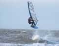Sideshorewind, Sonne, Sprungrampen - Rømø lieferte im November perfekte Testbedingungen für das GA Sails Manic.