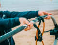 Here you can see again in detail how your wrists tilt completely downwards.