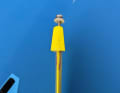 Good to see here: The conical shape of the head, i.e. the surfaces converge. This ensures a firm hold.