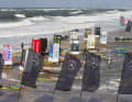 2019: Nachts tobt eine Sturmflut, tags darauf steht der komplette Strand noch immer unter Wasser. Die Waver ziehen ihr Material aus dem Sand und starten auf der tobenenden Nordsee frühmorgens ihre Heats.
