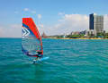 Freeriders like to step on the gas and use windsurf freeride sails or even 2-cam sails