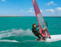 Smooth jibes in medium winds - that's just one of the highlights of this versatile test group. Tester: Christian Winderlich. Spot: Hurghada, first sandbank.