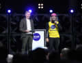 Foil fans among themselves: Dirk Steffens at the opening of boot 2025 with Balz Müller