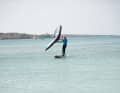 Wing Foilen wird auf Boavista groß geschrieben, zu Anfang geht es meist auf einem WindSUP los.