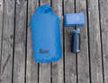 Ein wasserdichter Packsack für Handy und Kleinkram ist super praktisch, Proviant (ab 2 Stunden) und Wasser (ab 1 Stunde) Paddelzeit sind sehr empfehlenswert.