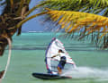 Powerhalse unter Palmen – den surf-Testern boten die klischeehaften Bedingungen am Pigeon Point/Tobago beste Bedingungen  für ausgiebige Manöverrunden mit Segeln von 6,2 bis 7,2 Quadratmetern.