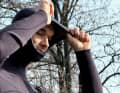 Relativ dünnes Neopren für genügen Bewegungsfreiheit, aber eine Haubs als Schutz gegen Auskühlen