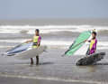 Mit selbst repariertem Material sind die Kids auf Augenhöhe mit den Profis bei der Moulay Wave Classic.