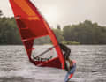 Compared to the freestyle sail "Freek" and its predecessor "Foilfreek", the R4D is somewhat more massive.