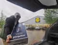 ... et dans la voiture pour un premier test de l'iSUP bon marché