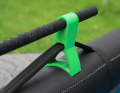 The rear anchorage can be moved so that the boom system can be attached to wings with different loop spacings