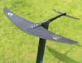 The front wing has a large area in the centre and comparatively slim wingtips