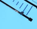 The Track Nut Train can be fixed with a metal pin, so that the foil position is saved for future sessions