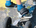In the advanced stage, locks are also helpful, here on a mountain board