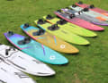 Im Test sind zehn Boards zwischen 75 und 99 Liter dabei
