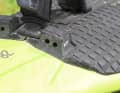 The rear of the very comfortable loops is double-bolted. The pads have a good grip