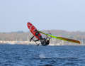 In the air, the compact freestyle shape has a very positive effect