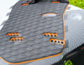 ...and RRD Firestorm, the inner of the two rows of plugs is so moderate, i.e. far inside, that the boards can still be certified as very suitable for freeriding.